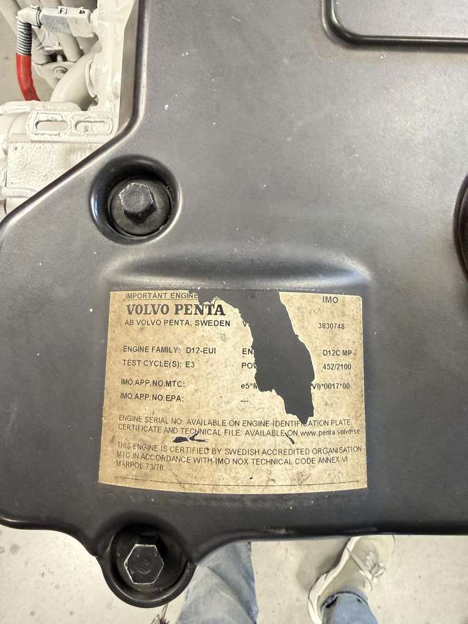 Volvo Penta D12-615, four stroke stationary engines