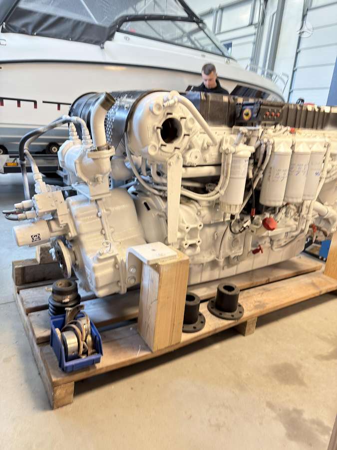 Volvo Penta D12-615, four stroke stationary engines