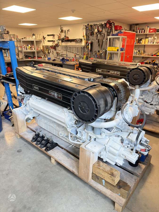 Volvo Penta D12-615, four stroke stationary engines