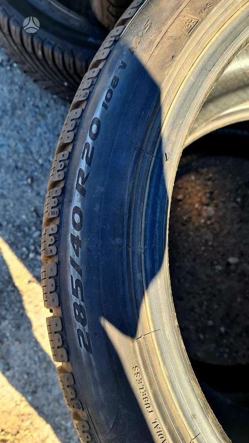Pirelli P Zero Winter, žieminės 285/40 R20