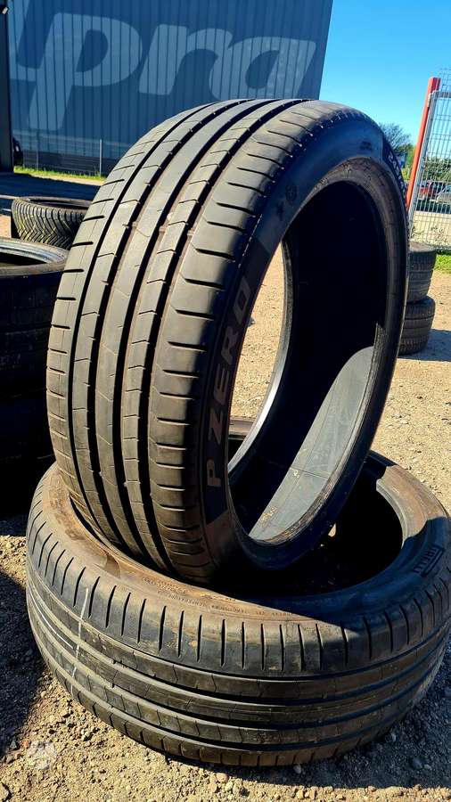 Pirelli P Zero, летние 245/40 R21