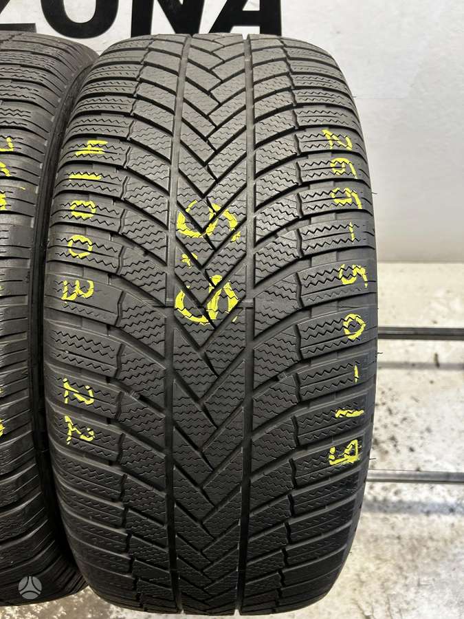 Bridgestone Blizzak LM005, žieminės 265/50 R19