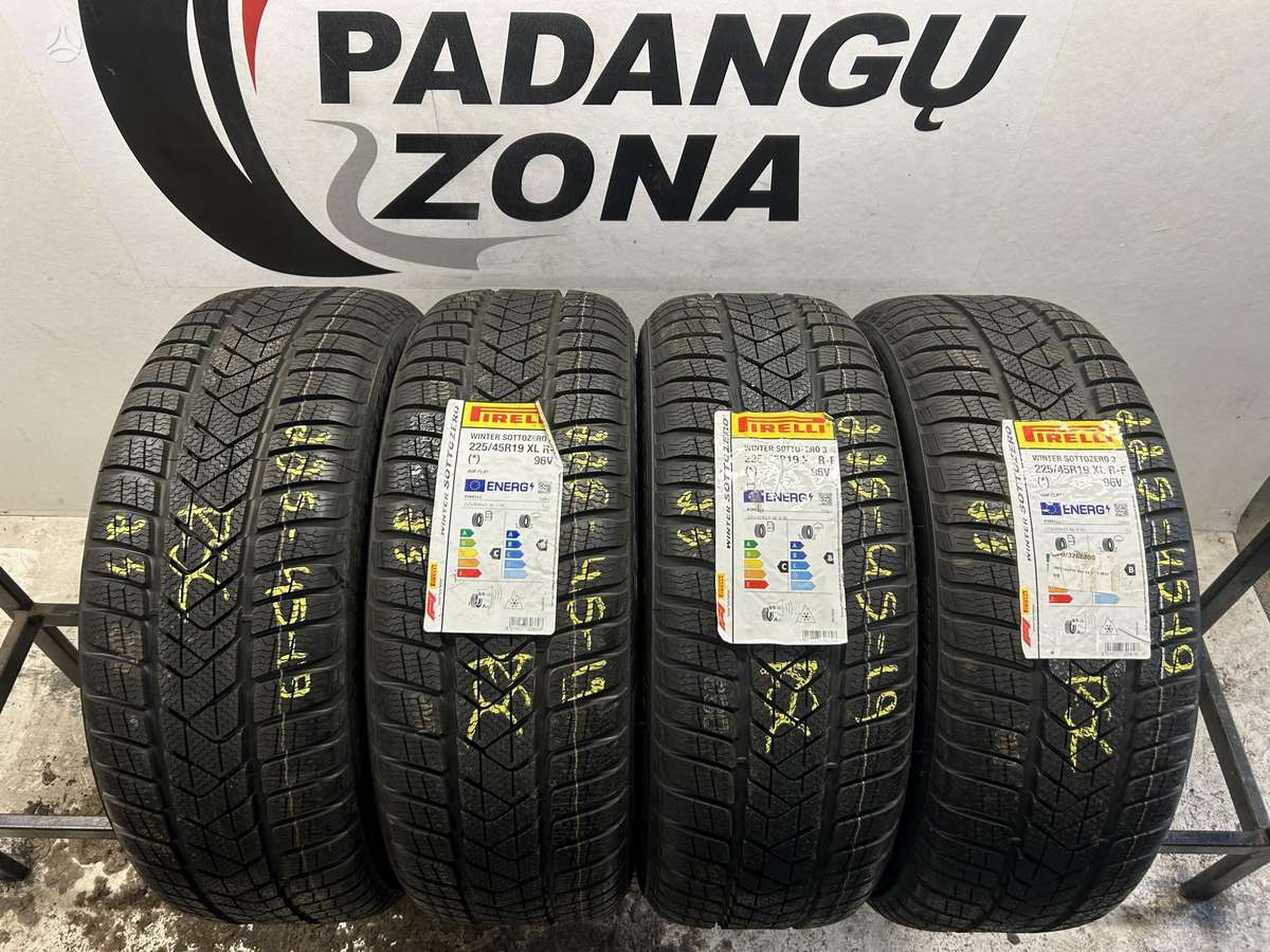Pirelli Sottozero 3, winter 225/45 R19