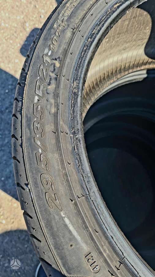Pirelli P Zero, vasaras 295/35 R21