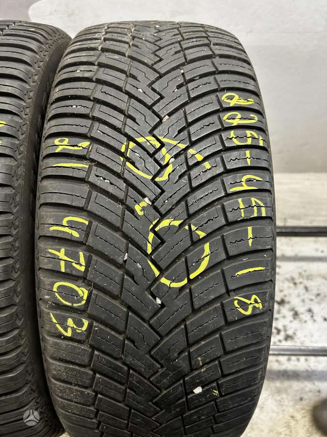 Pirelli Cinturato SF2, universalios 225/45 R18