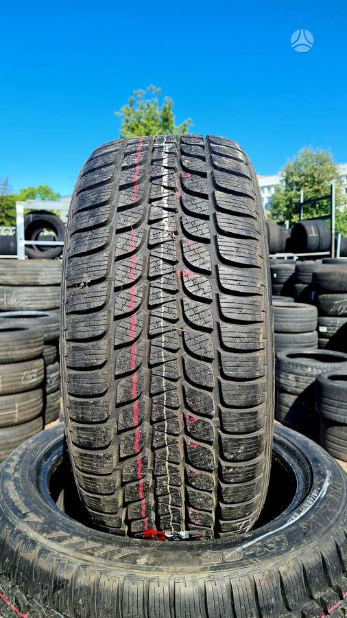 Bridgestone Blizzak LM-25, winter 245/45 R17