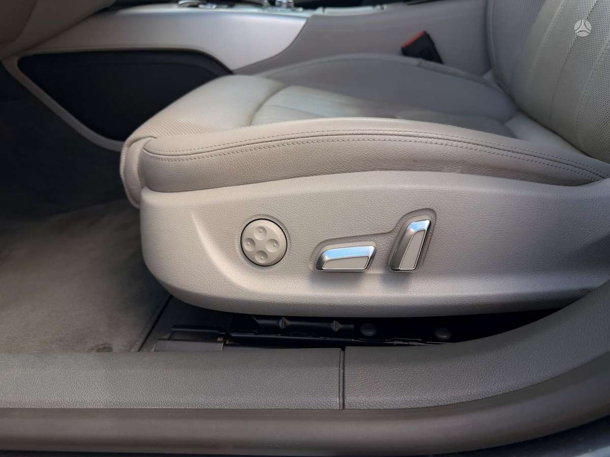 Audi A7, 3.0 l., hatchback