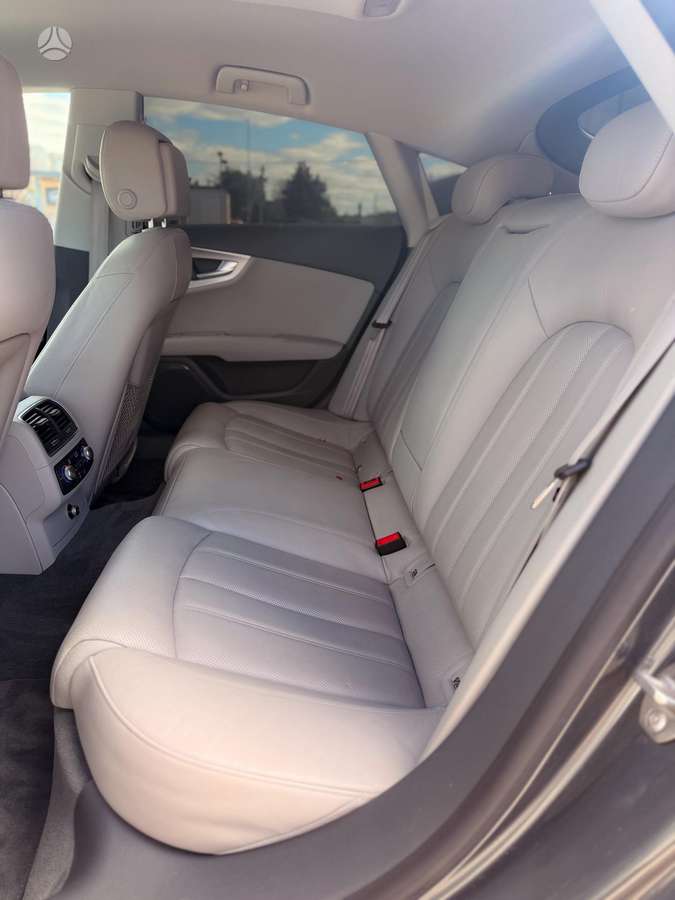 Audi A7, 3.0 l., hatchback