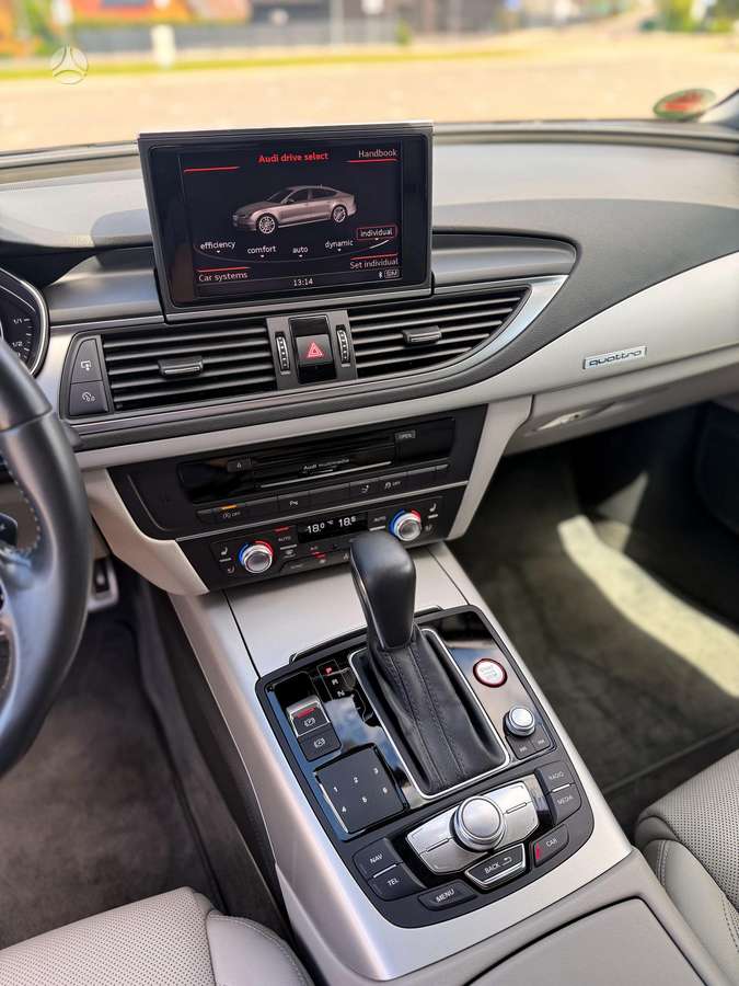 Audi A7, 3.0 l., hatchback