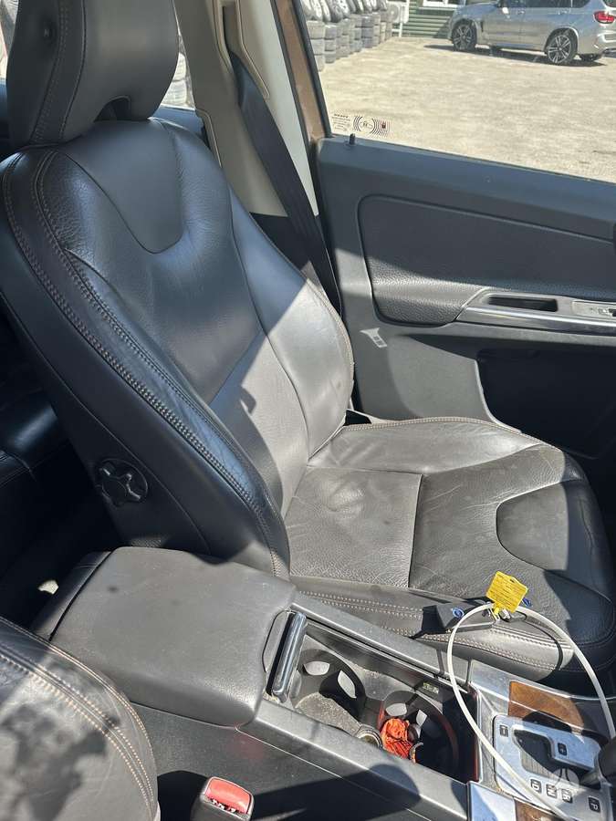Volvo XC60 по частям. Detaliu pristatymas