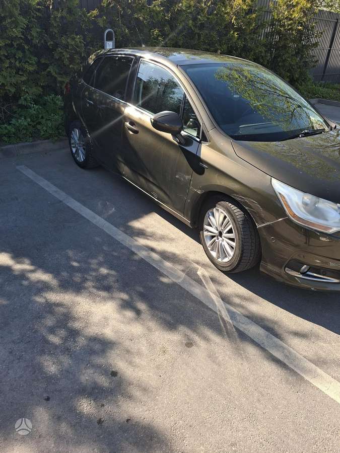 Citroen C4, 1.6 l., Хэтчбек