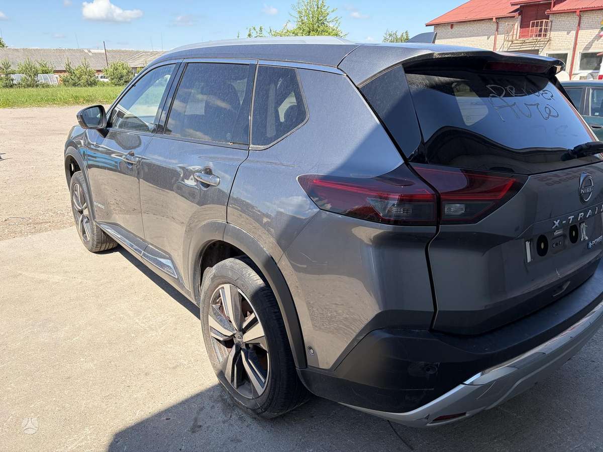 Nissan X-Trail