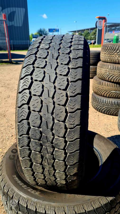 Goodyear Cargo Vector, universalios 235/65 R16