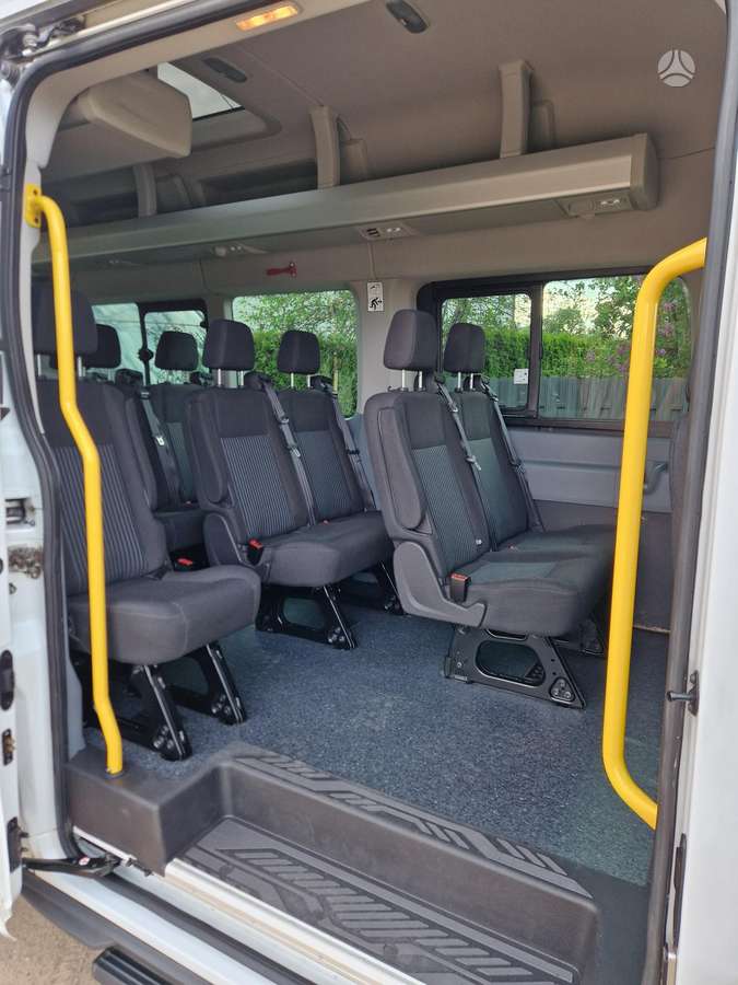 Ford Transit, keleivinis mikroautobusas