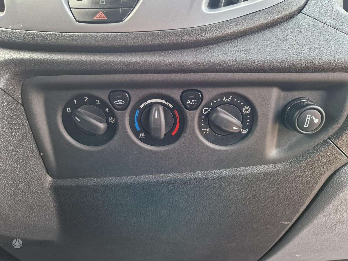 Ford Transit, keleivinis mikroautobusas