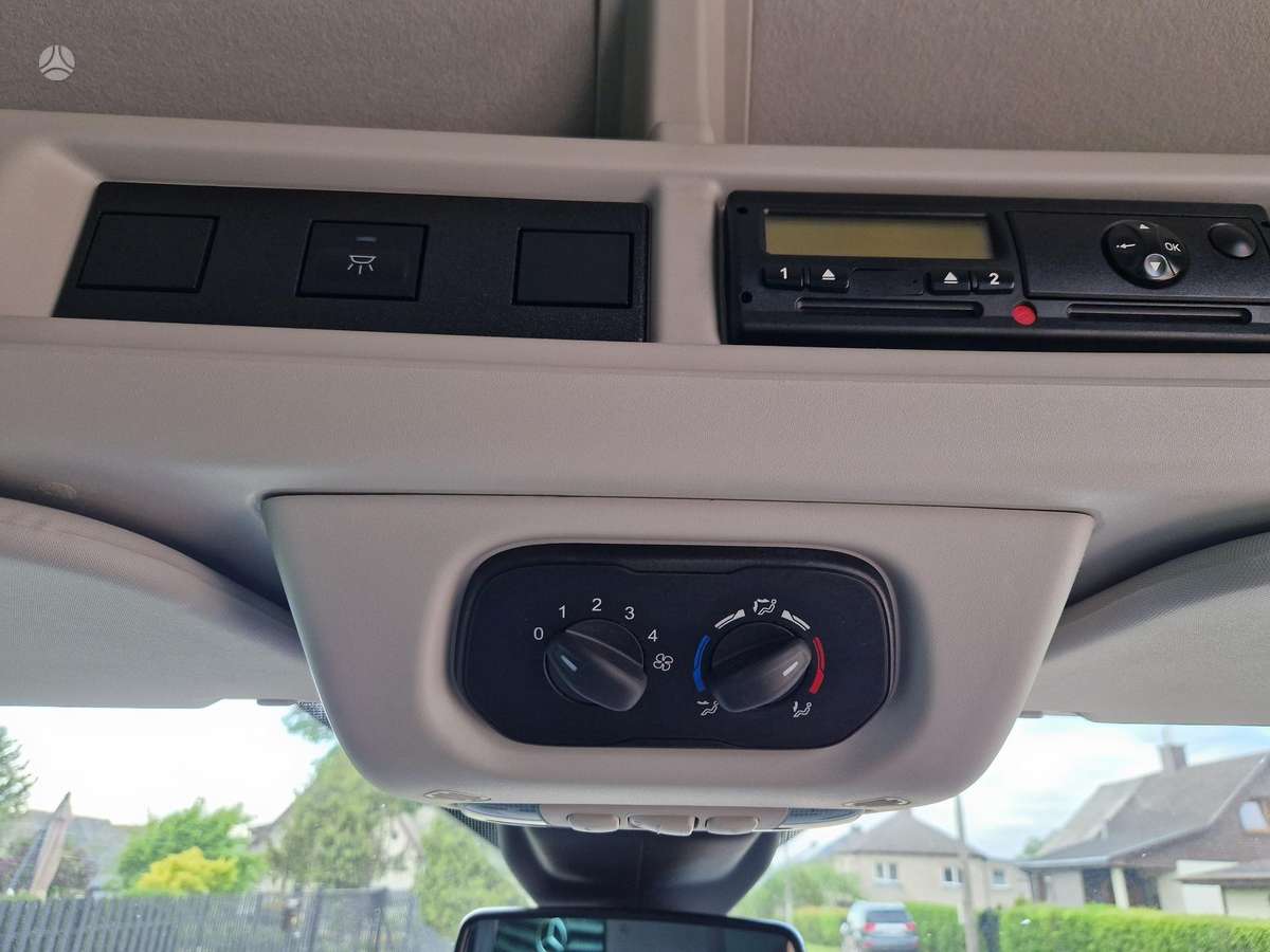 Ford Transit, keleivinis mikroautobusas
