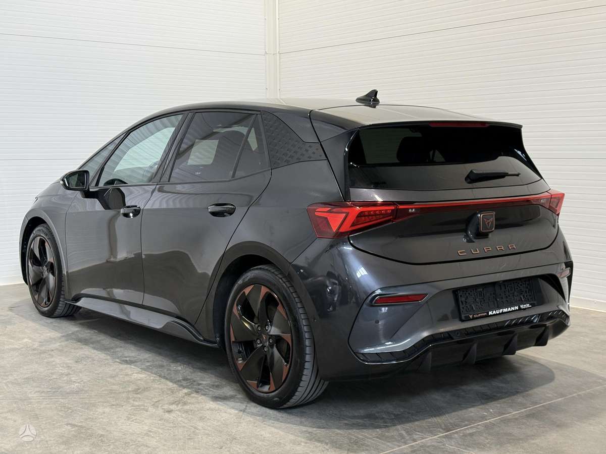 Cupra Born, 82 kWh, hatchback