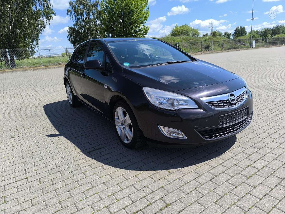 Opel Astra, 1.4 l., hatchback