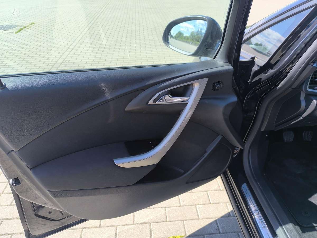 Opel Astra, 1.4 l., hatchback