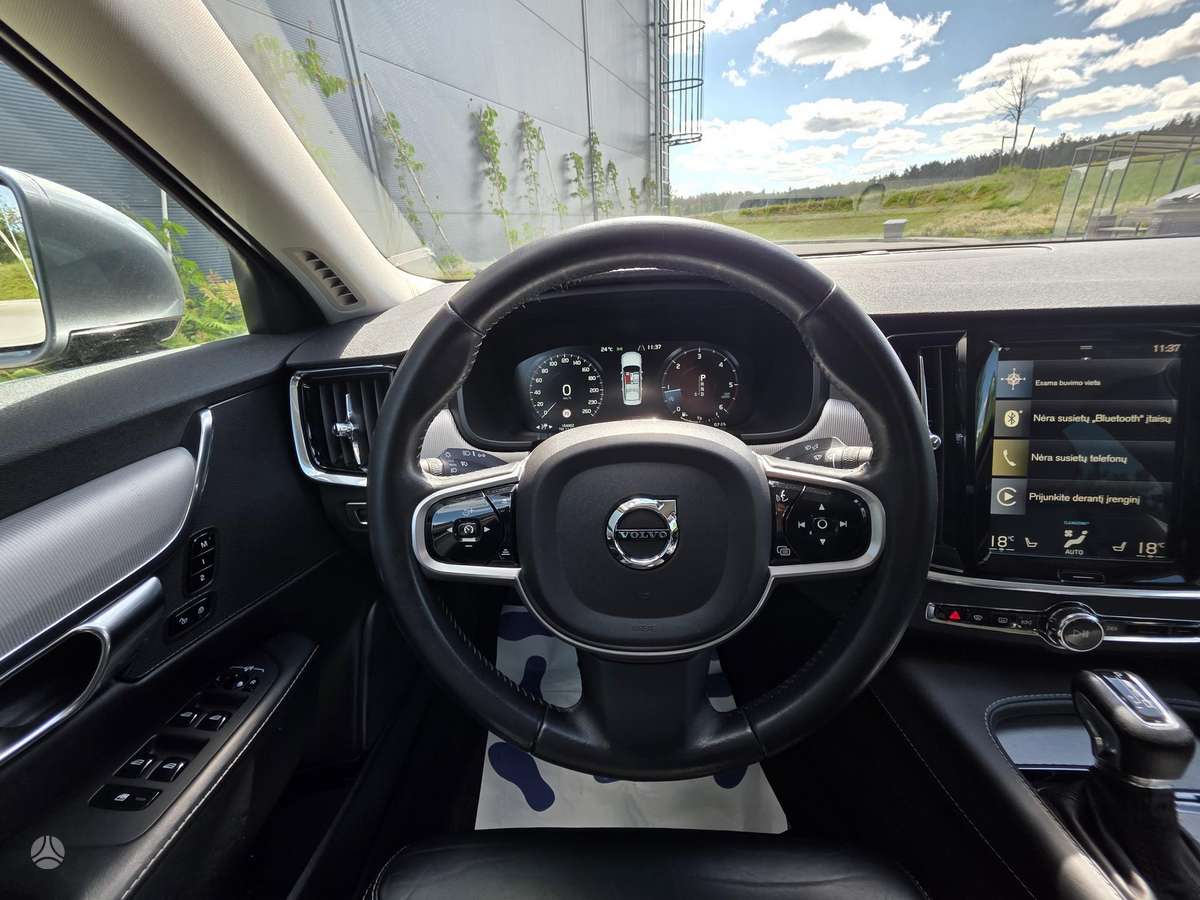 Volvo S90, 2.0 l., Седан