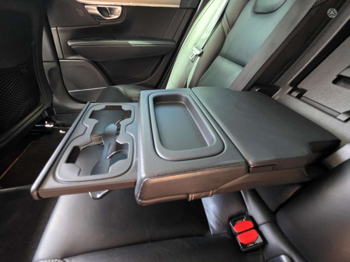 Volvo S90, 2.0 l., Седан