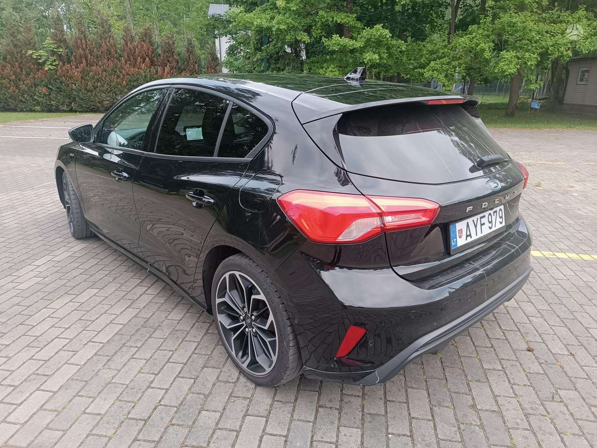 Ford Focus, 1.0 l., Хэтчбек