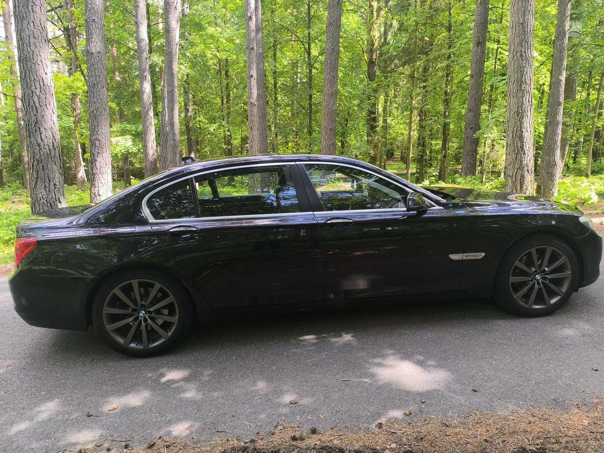 BMW 730, 3.0 l., Седан