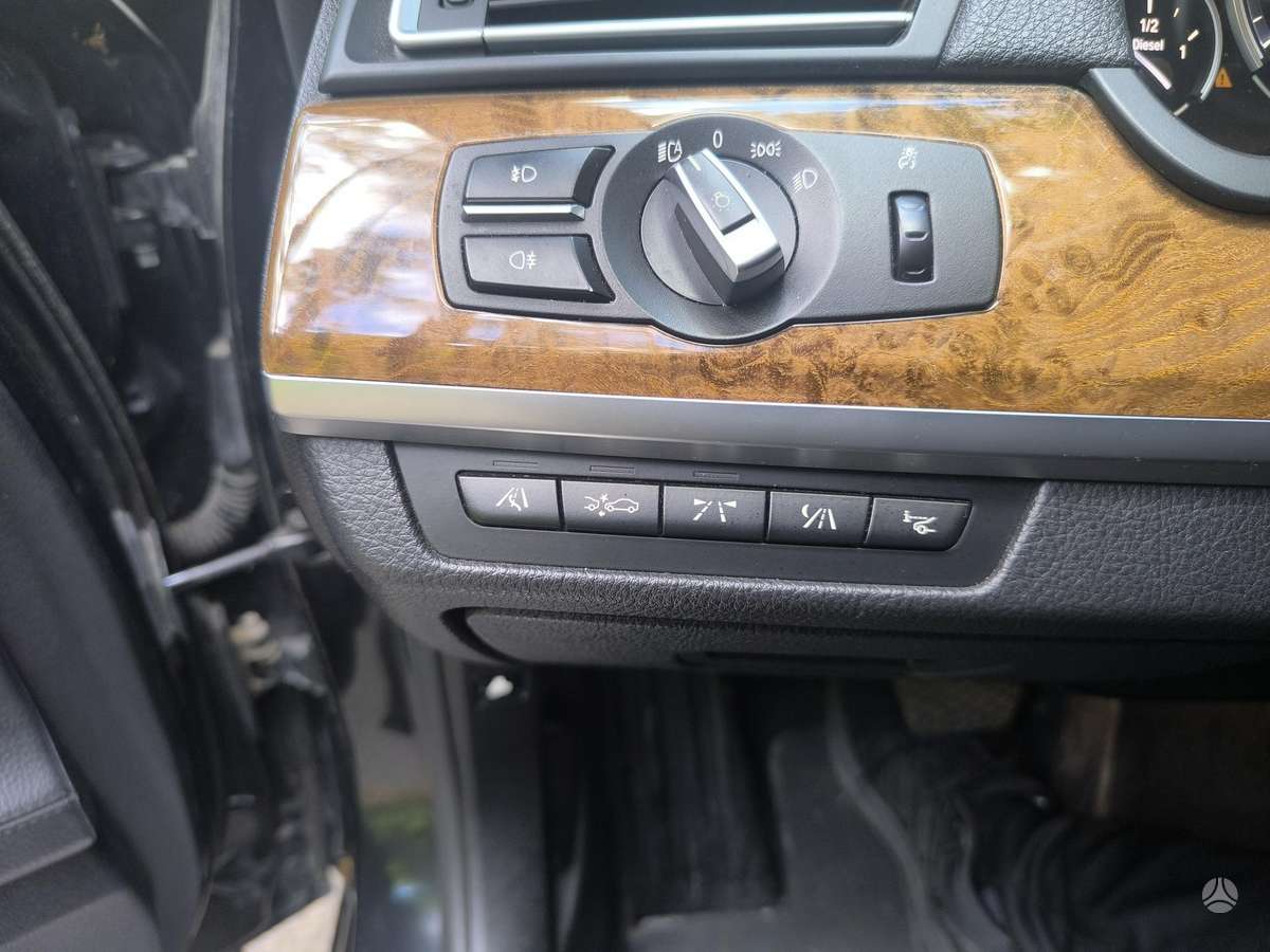 BMW 730, 3.0 l., Седан