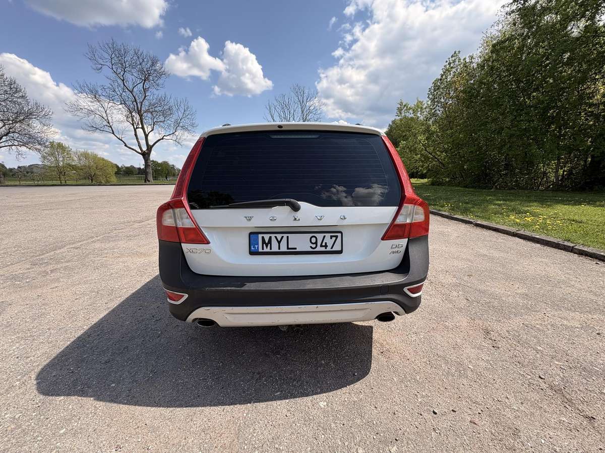 Volvo XC70 - 4