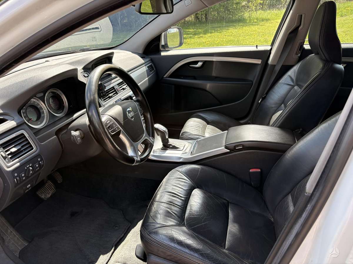 Volvo XC70 - 7
