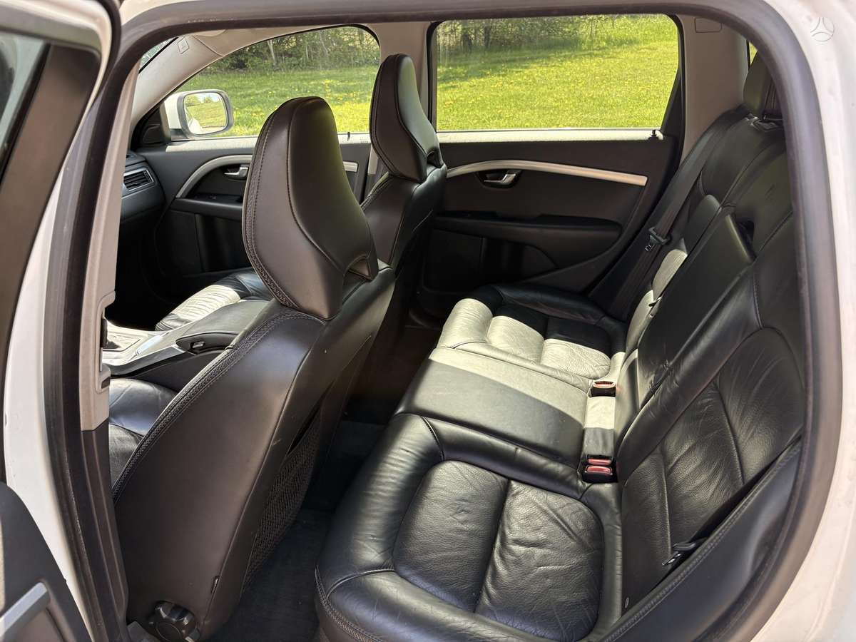 Volvo XC70, 2.4 l., Универсал