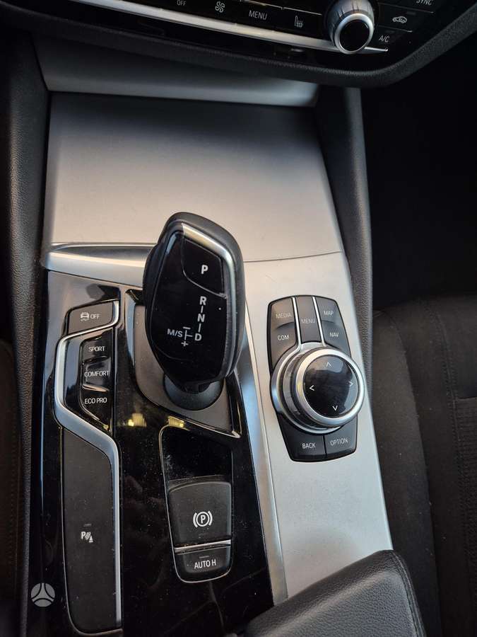 BMW 520, 2.0 l., universalas