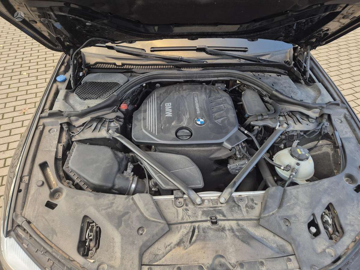 BMW 520, 2.0 l., wagon