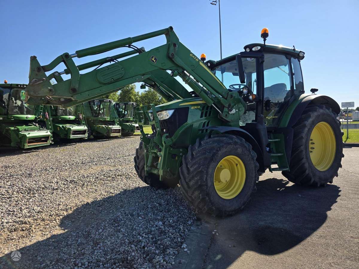 John Deere 6130R, tractors