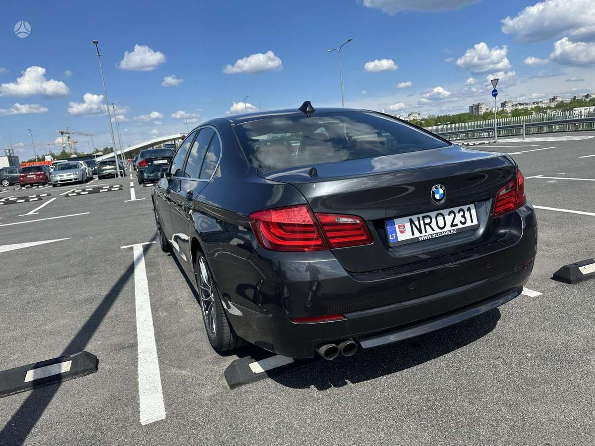 BMW 525, 2.0 l., Седан