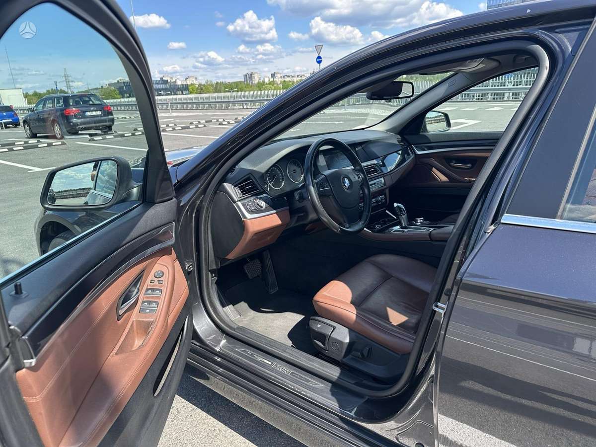 BMW 525, 2.0 l., Седан