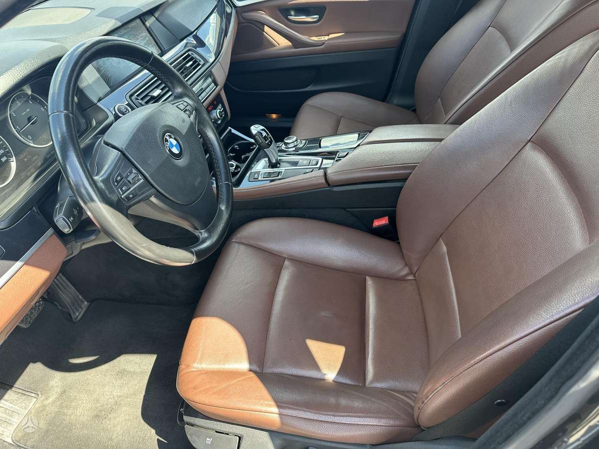 BMW 525, 2.0 l., Седан