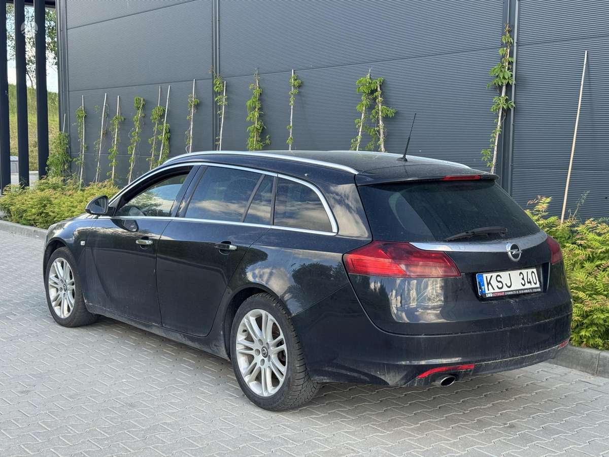 Opel Insignia, 2.0 l., wagon