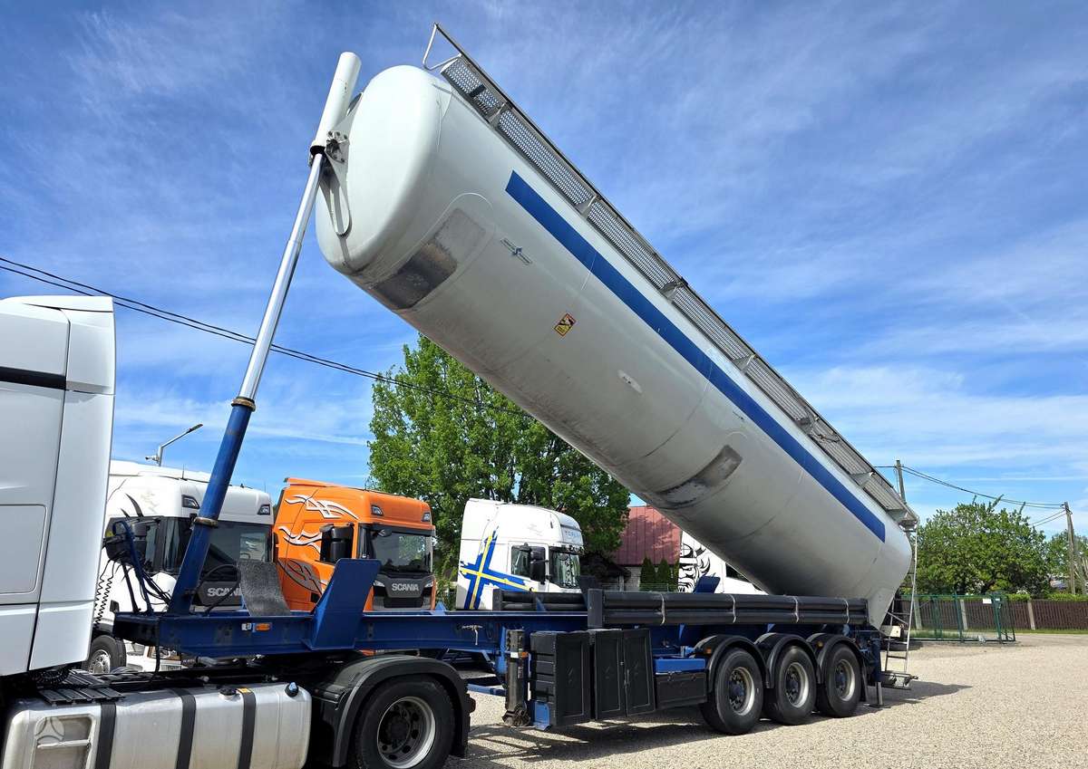Spitzer SK28AL 60M3, цистерны