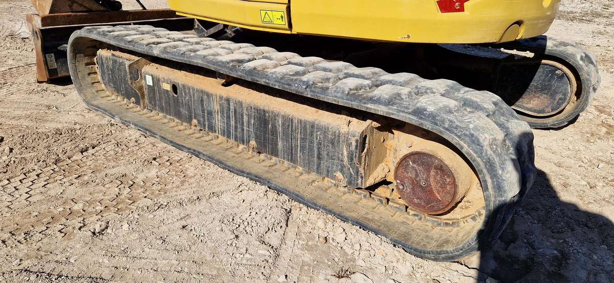 Caterpillar 305, мини-экскаваторы