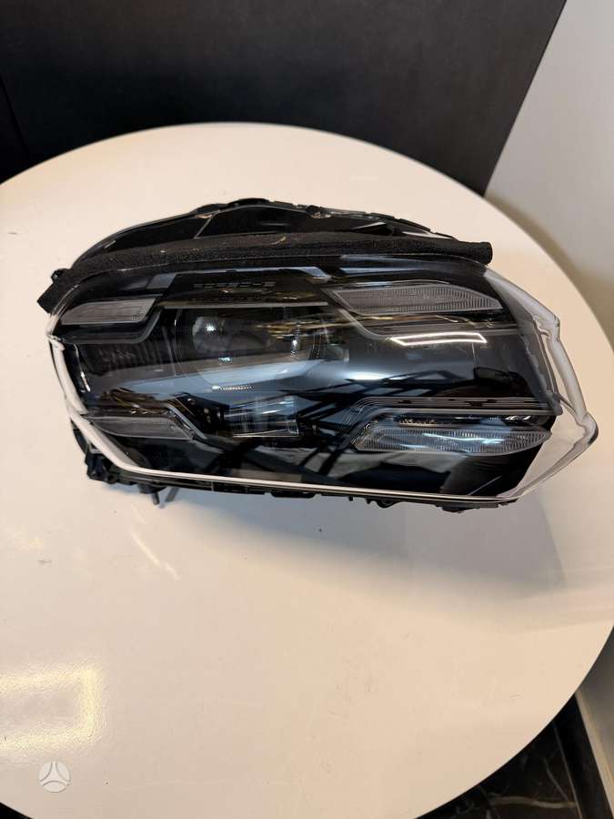 Porsche Taycan kėbulo dalys