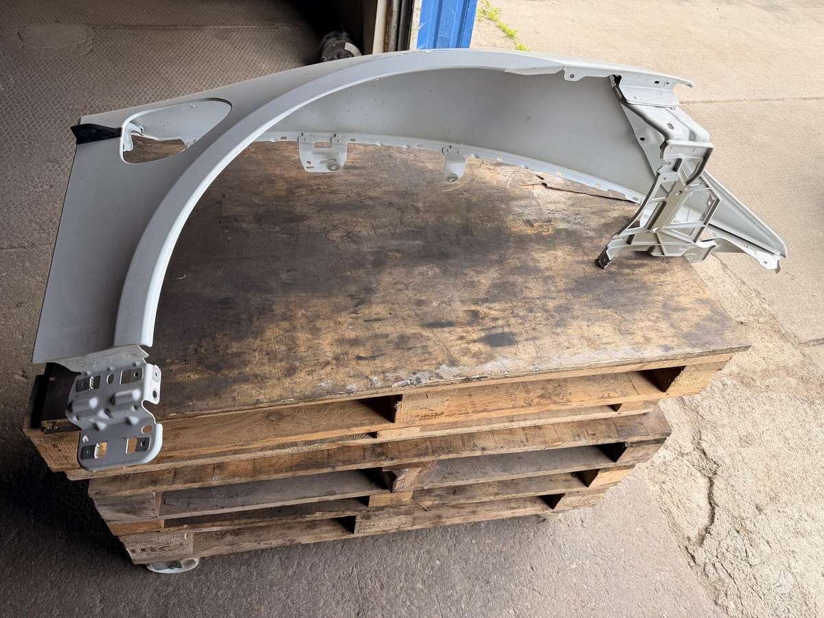 Porsche Taycan kėbulo dalys