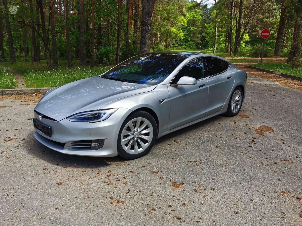 Tesla Model S, 75 кВт·ч, Хэтчбек