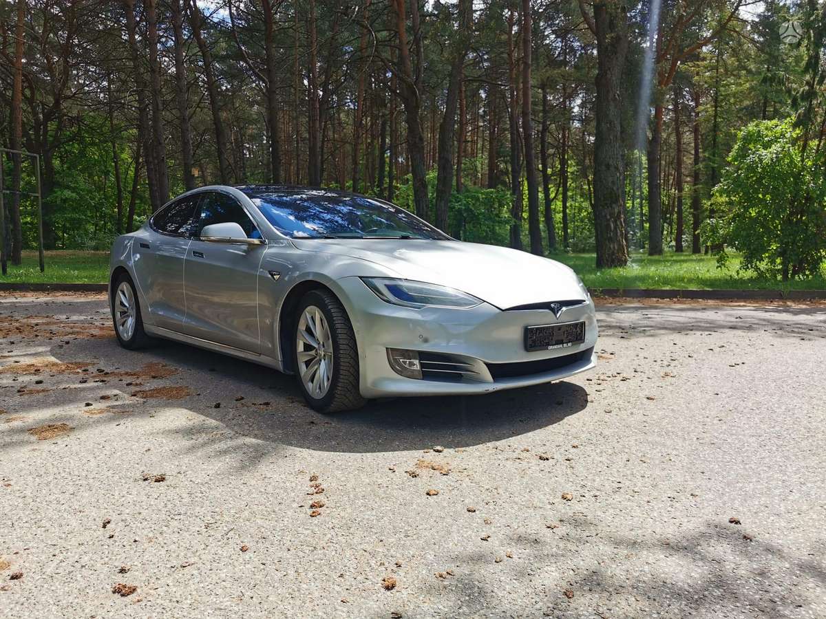 Tesla Model S, 75 kWh, hatchback
