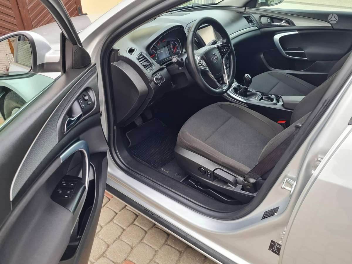 Opel Insignia, 2.0 l., Универсал