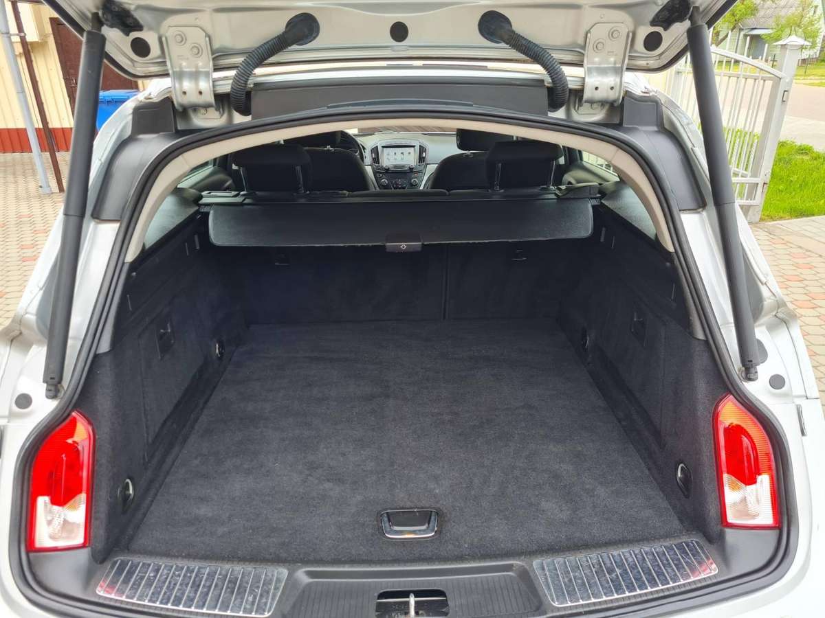 Opel Insignia, 2.0 l., Универсал