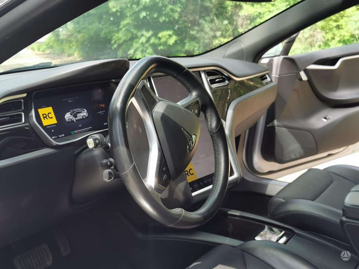 Tesla Model S, 75 kWh, hatchback