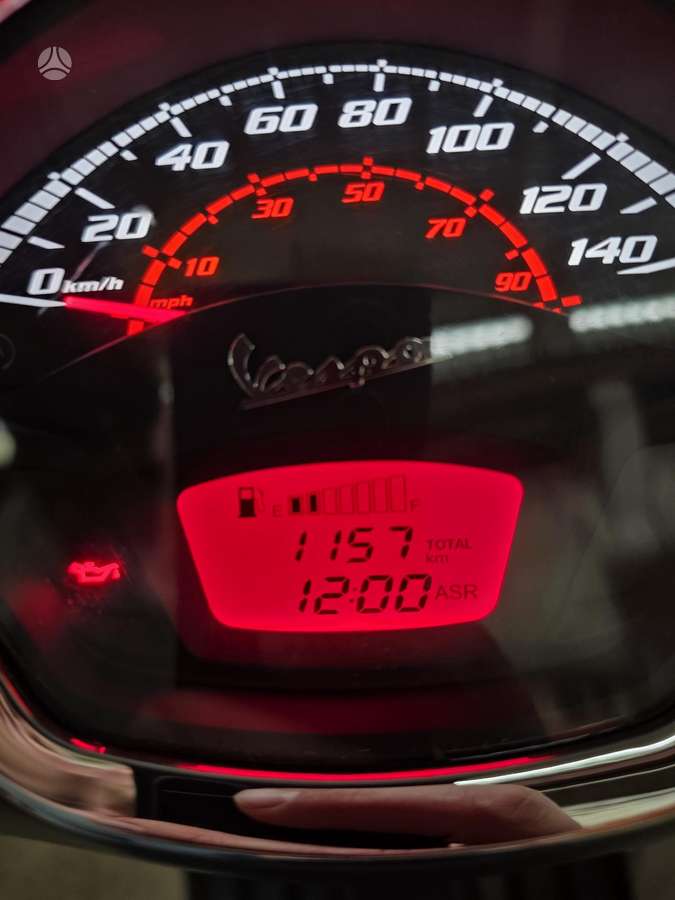 Piaggio Vespa 278cc, scooters / mopeds