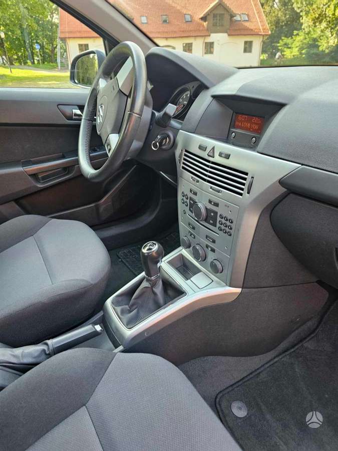 Opel Astra, 1.6 l., hatchback
