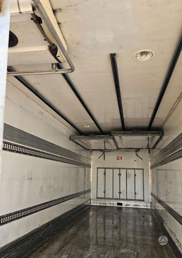 Scania P270, refrižerātori